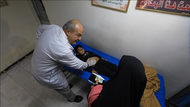 Iraklı doktor Gazze'de hayatını kaybedenlerin hayrına hastalardan muayene ücreti almıyor