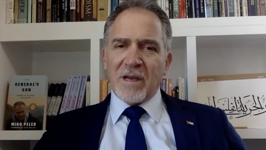 Dedesi İsrail'in kurucularından olan İsrailli aktivist Miko Peled AA'ya konuştu