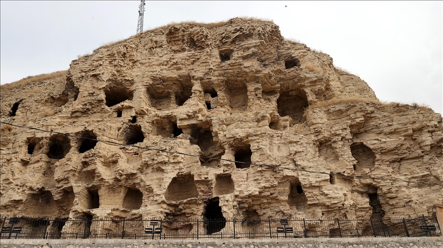 Türkiye, shpellat që përngjasojnë në apartamente në Sivas presin vizitorët e tyre