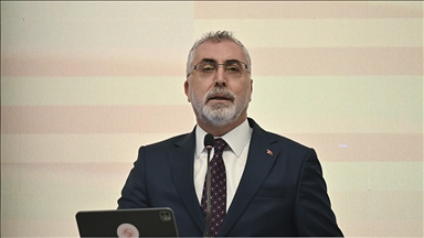 Çalışma ve Sosyal Güvenlik Bakanı Işıkhan'dan "5 puanlık prim indirimi"ne ilişkin paylaşım