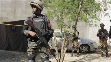 2 Pakistani soldiers, civilian killed in blasts