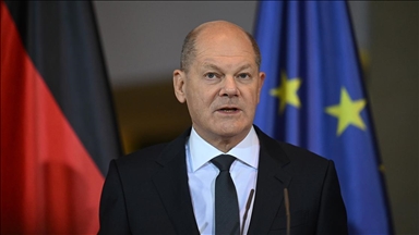 Germany’s Scholz says he urged Putin to withdraw troops from Ukraine during G-20 call
