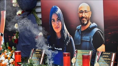 İsrail saldırısında ölen Lübnanlı 2 gazeteci, son yolculuğuna uğurlandı