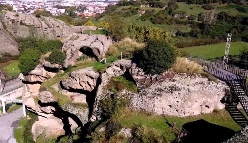 Пещеры Теккекей в Турции пользуются популярностью у туристов