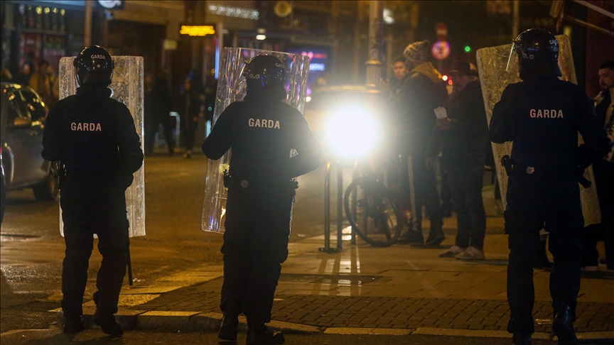 Irish police arrest 34 after riots in Dublin's streets