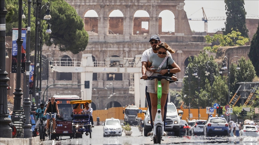 Italy reiterates opposition to EU ban on non-electric cars from 2035