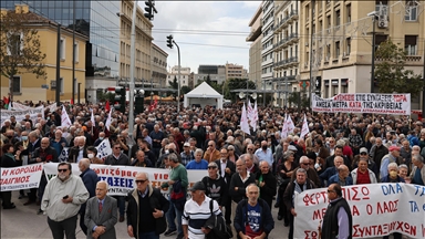 Thousands of Greek pensioners rally in Athens to demand better pensions
