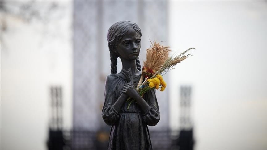 Ukraina mini Holodomoro bado aukas