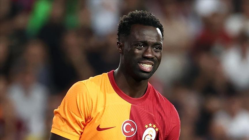 Galatasaray'da Davinson Sanchez'in sol üst arka adalesinde zorlanma tespit edildi