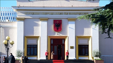 Shënohet 25-vjetori i Kushtetutës së Shqipërisë