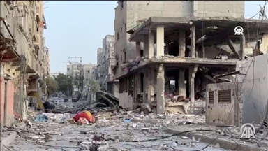 По израелските напади бегалскиот камп Ал Шати во Појасот Газа претворен во урнатини