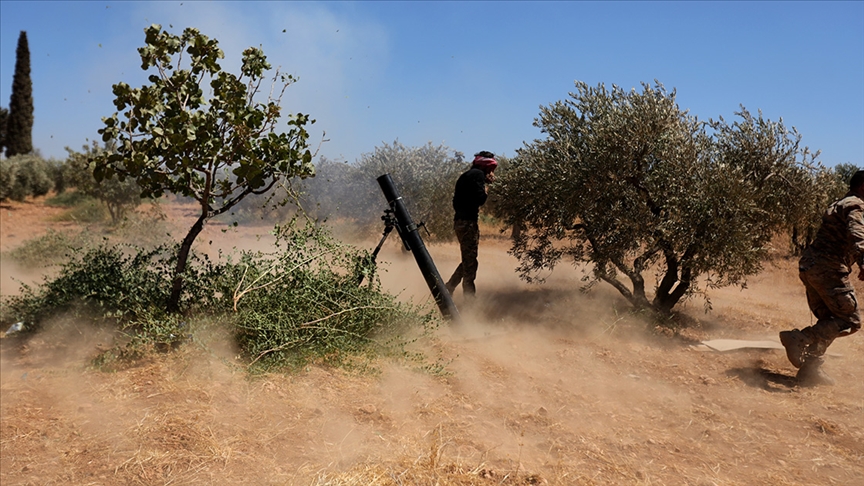 Deyrizor'da Arap aşiretleri ile terör örgütü PKK/YPG birçok noktada çatıştı