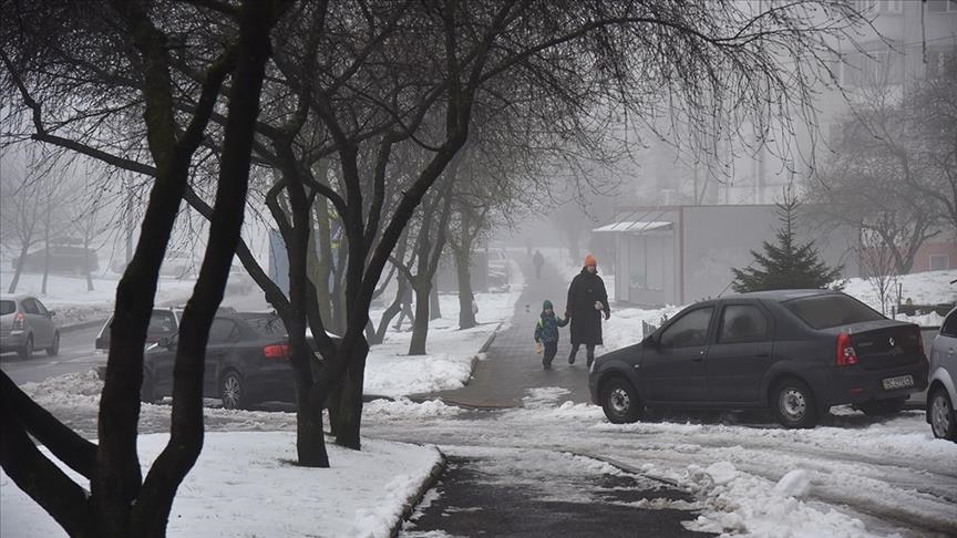 Десет луѓе починаа како последица на ниските температури во Украина