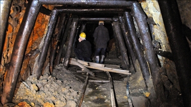 'Multiple people' missing in China mine accident