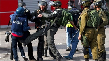 44 صحفيا فلسطينيا رهن الاعتقال في سجون إسرائيل