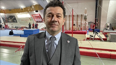 Suat Çelen, Paris Olimpiyatları'nın yapılacağı 2024'ü Türk cimnastiğinin yılı olarak görüyor