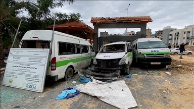 عدسة الأناضول ترصد ما دمرته إسرائيل في المستشفى الإندونيسي بغزة
