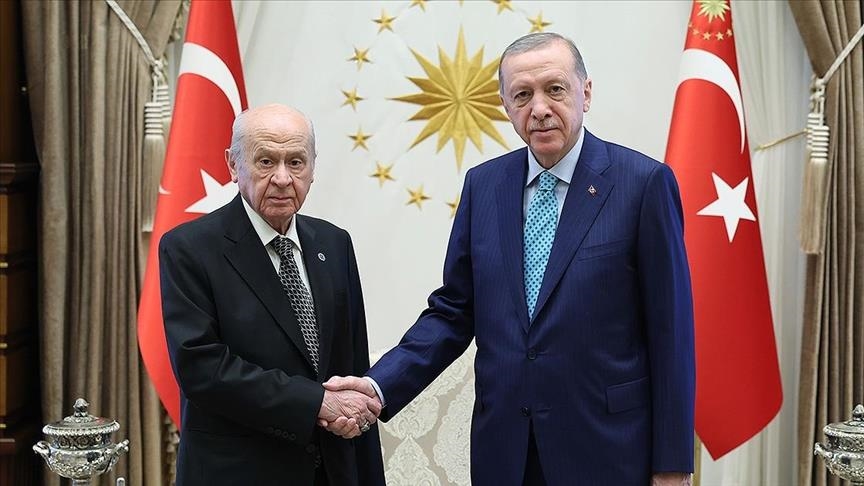 Hevdîtina Serokomar Erdogan û Serokê Giştî yê MHPyê Bahçelî bi dawî bû