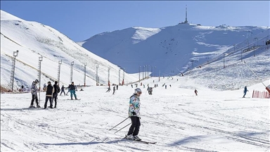 آغاز فصل اسکی در پالاندوکن ترکیه
