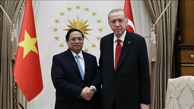 دیدار رئیس‌جمهور ترکیه با نخست‌وزیر ویتنام