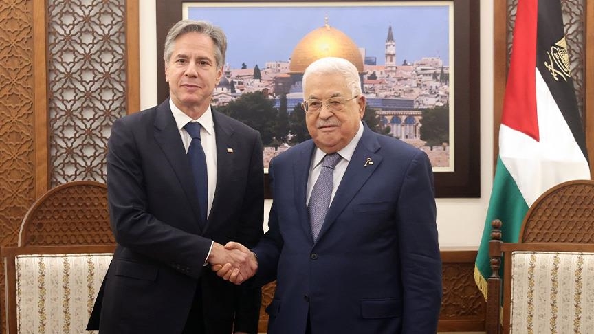 بلينكن يبحث مع عباس تسريع إيصال المساعدات الإنسانية لغزة