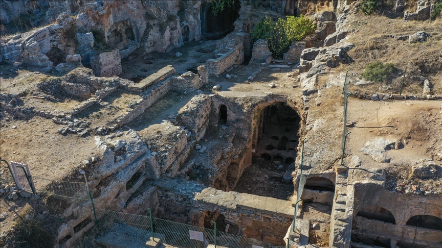غارهای زئوس و یدی‌اویویانلار؛ مکان‌های شگفت‌انگیز گردشگری در منطقه اژه ترکیه