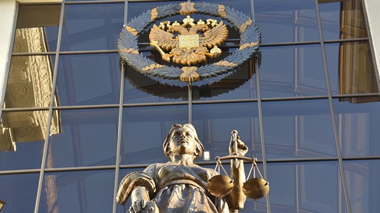 В России признали экстремистским и запретили движение ЛГБТ