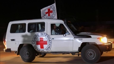 Israël annonce que 10 détenus à Gaza ont été remis à la Croix Rouge 