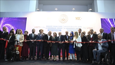 Engelsiz Yaşam Fuarı ve Farkındalık Zirvesi İstanbul'da başladı