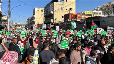 للجمعة الثامنة.. آلاف الأردنيين يتظاهرون في عمان دعما لغزة 