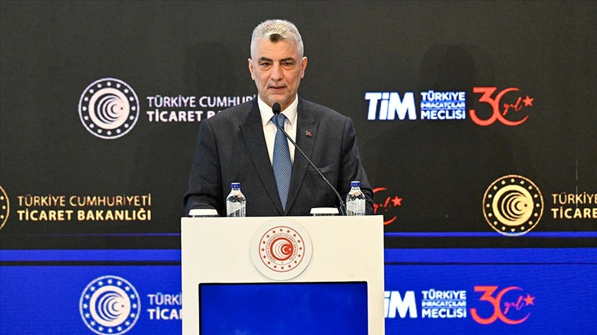 Ticaret Bakanı Bolat: Kasımda 23 milyar 11 milyon dolar ile tarihimizin en yüksek aylık ihracat rekorunu kırdık