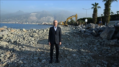 Bakan Uraloğlu: Hedefimiz Hatay Havalimanı'ndaki çalışmaları 2025'te tamamlamak