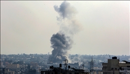 Gaza: Des avions israéliens lancent de violents raids sur Khan Younes