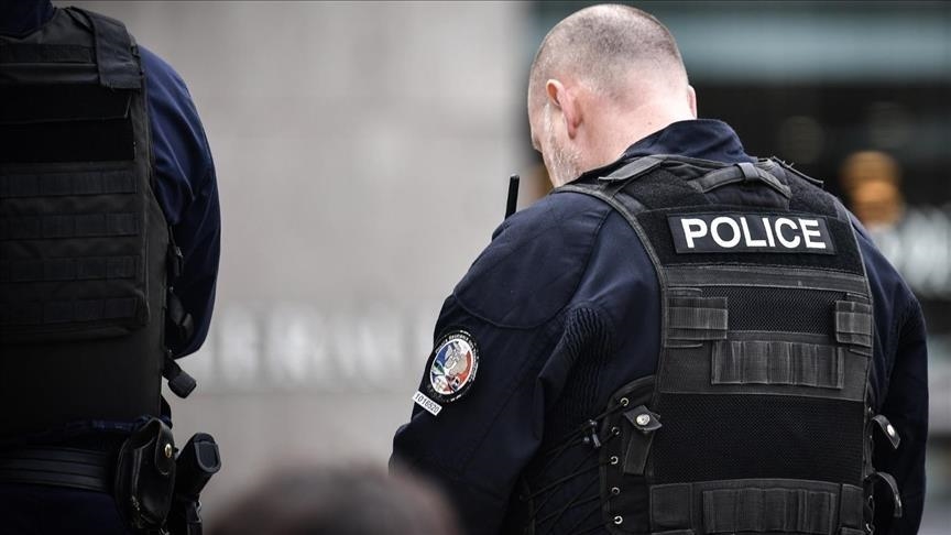 France: un mort et un blessé dans une attaque au couteau à Paris