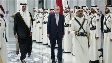 Qatar : Erdogan accueilli par une cérémonie officielle à Doha