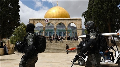 Израильские силовики совершили рейд в квартире имама «Аль-Аксы»