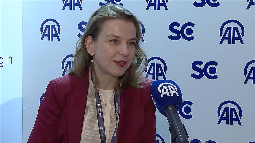 Siyaset Bilimci Segesten: Sosyal medya dijital bir kahvehaneden başka bir şey değil