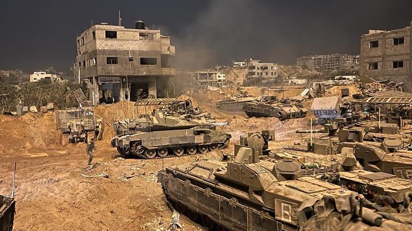 Israeli military commander claims army is in 'heart' of southern Gaza Strip city of Khan Younis