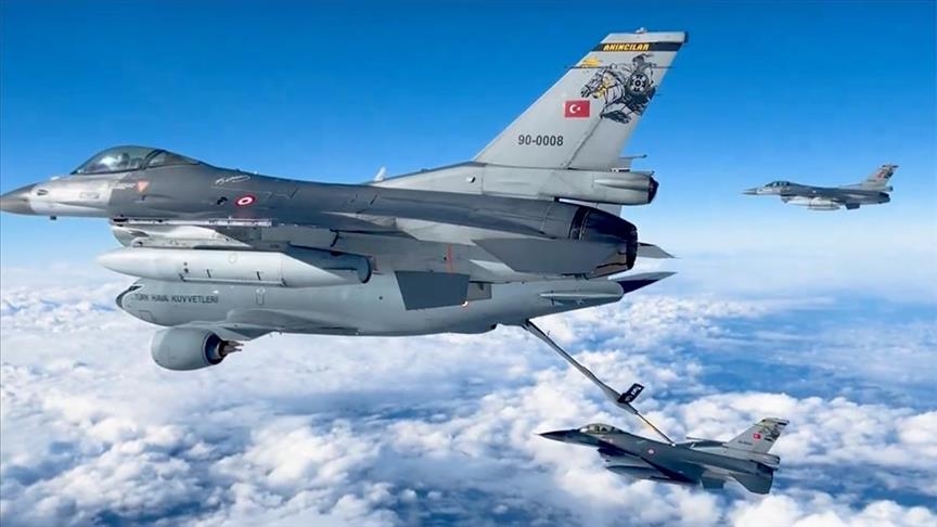 Турецкие F-16 участвуют в защите воздушного пространства НАТО