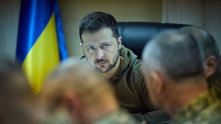 Президент Украины поздравил военных с Днем Вооруженных сил страны