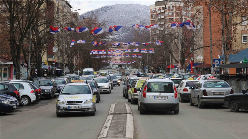Kosovë, qytetarët serbë dorëzojnë kërkesë për shkarkimin e kryetarit të Mitrovicës së Veriut