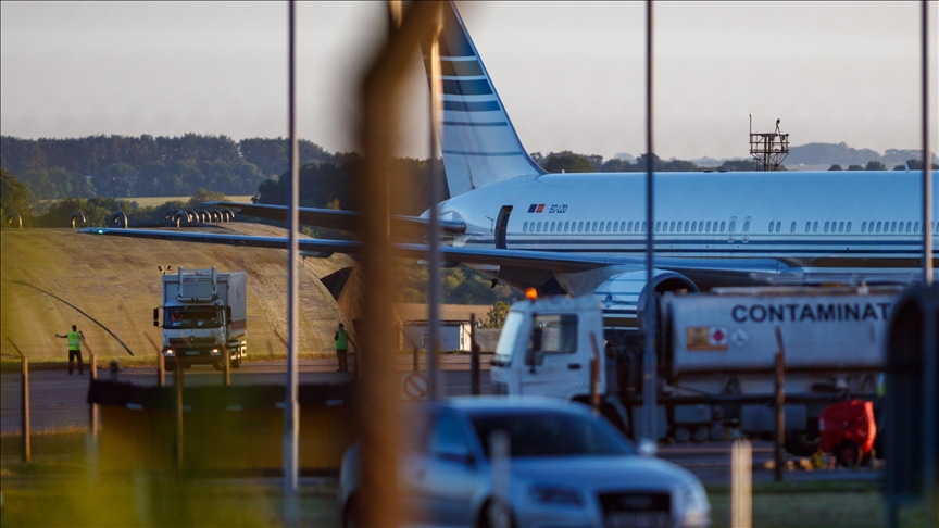 UK premier vows to 'not allow foreign court to block' sending migrants to Rwanda