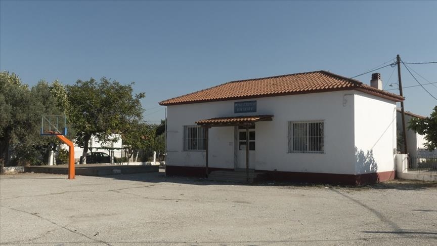 Batı Trakyalı Türklerden Yunanistan Dinişleri Bakanlığı Genel Sekreteri'nin Türk okuluyla ilgili röportajına tepki