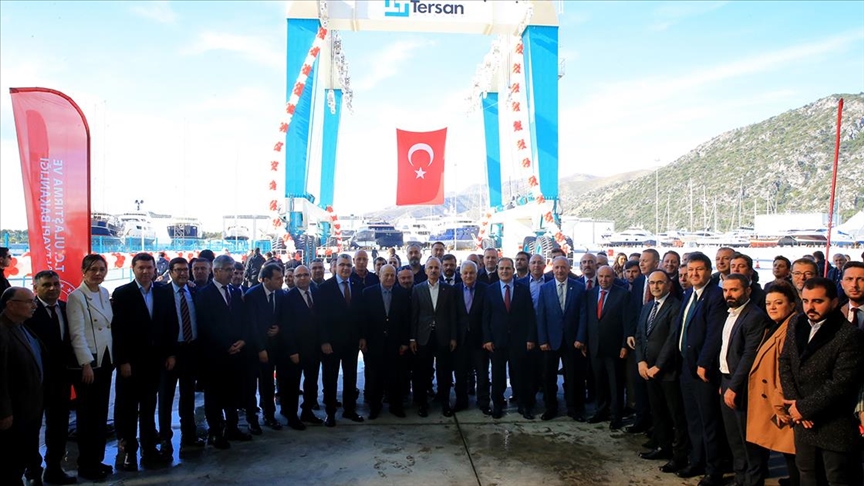 Bakan Uraloğlu: 2002'de 37 olan tersane sayımızı 85'e, yıllık üretim kapasitemizi 4,8 milyon detveyt tona yükselttik