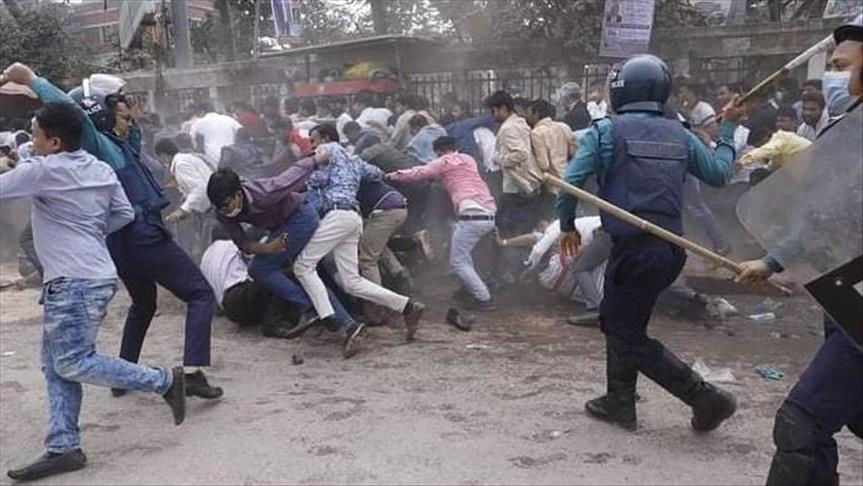 Opposition party members, police clash in Bangladesh, several injured