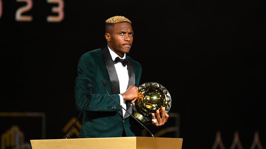 قدم.. النيجيري فيكتور أوسيمين أفضل لاعب في إفريقيا 2023