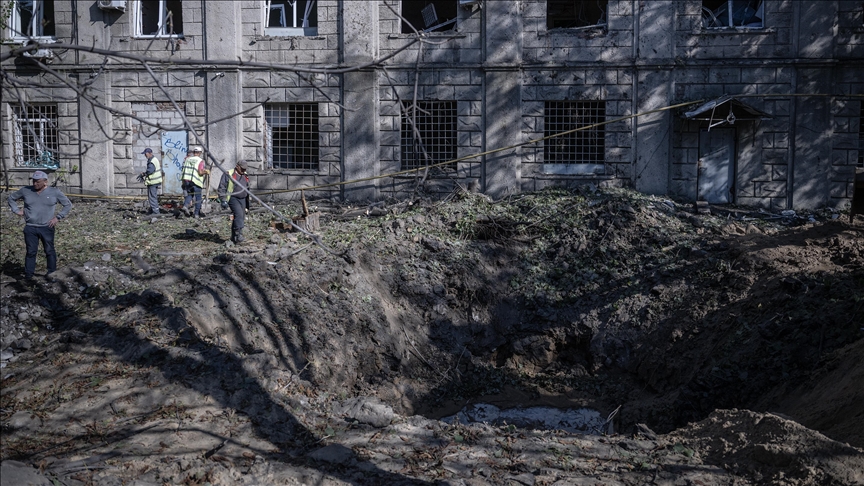 Ukraine says at least 4 injured in Russian airstrike on Kyiv