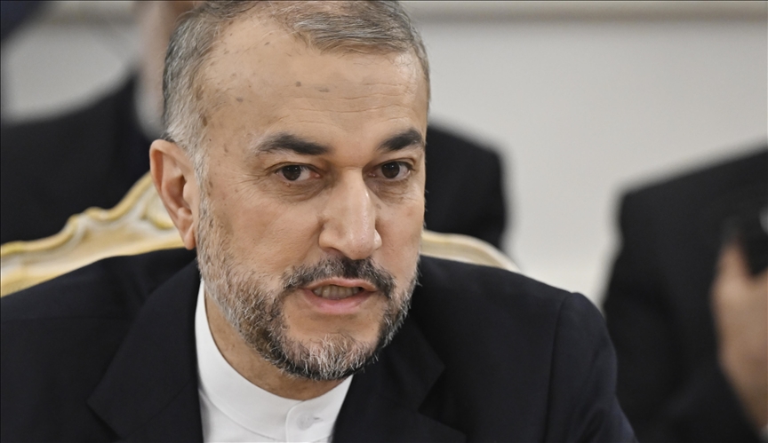 Canciller iraní: EEUU adquiere agua pesada iraní a través de un intermediario