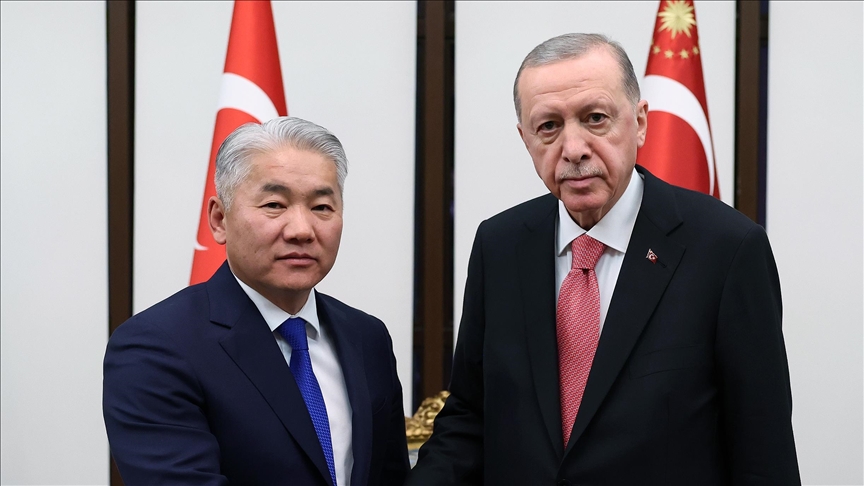 Turkish President Erdogan receives Mongolian National Security Council ...