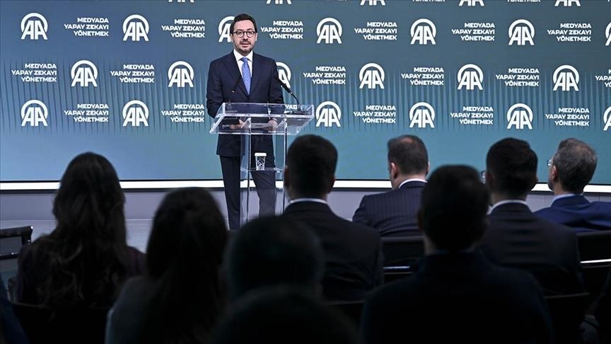مدير عام الأناضول: نريد إنشاء فهرس أخلاقي للذكاء الاصطناعي بالإعلام